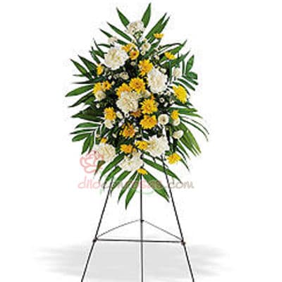 Arreglo para Aniversario con Flores Amarillas | Arreglos Florales para Eventos - Cod:AGP03