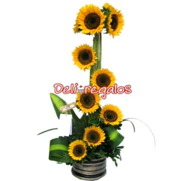 Arreglos florales con Girasoles | Arreglo con 10 Girasoles | Arreglos de Girasoles - Whatsapp: 980660044