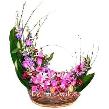 Envio de Regalos Arreglos Florales | Arreglo con Flores Rosadas - Whatsapp: 980660044