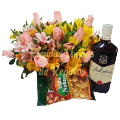 Envio de Regalos Whisky con Rosas y Piqueos | Arreglos con Licor para Hombres  - Whatsapp: 980660044