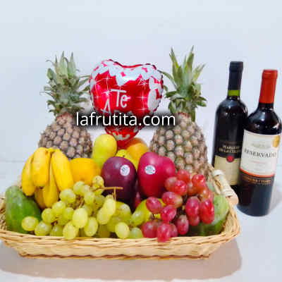 Cesta de Frutas con Cava | Regalos con licores para damas | Cesta de Frutas con vinos 