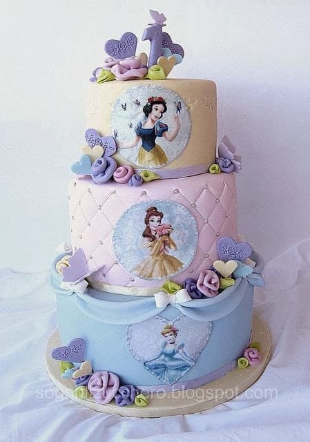 Envio de Regalos Torta para Princesa | Imágenes de Torta de Princesas - Whatsapp: 980660044