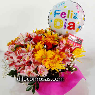 Arreglo con Flores y Globo | Florerias Peru - Whatsapp: 980660044